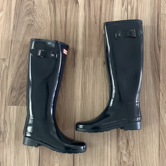 NIB hunter Original refined gloss navy rain boots - Picture 2 of 7